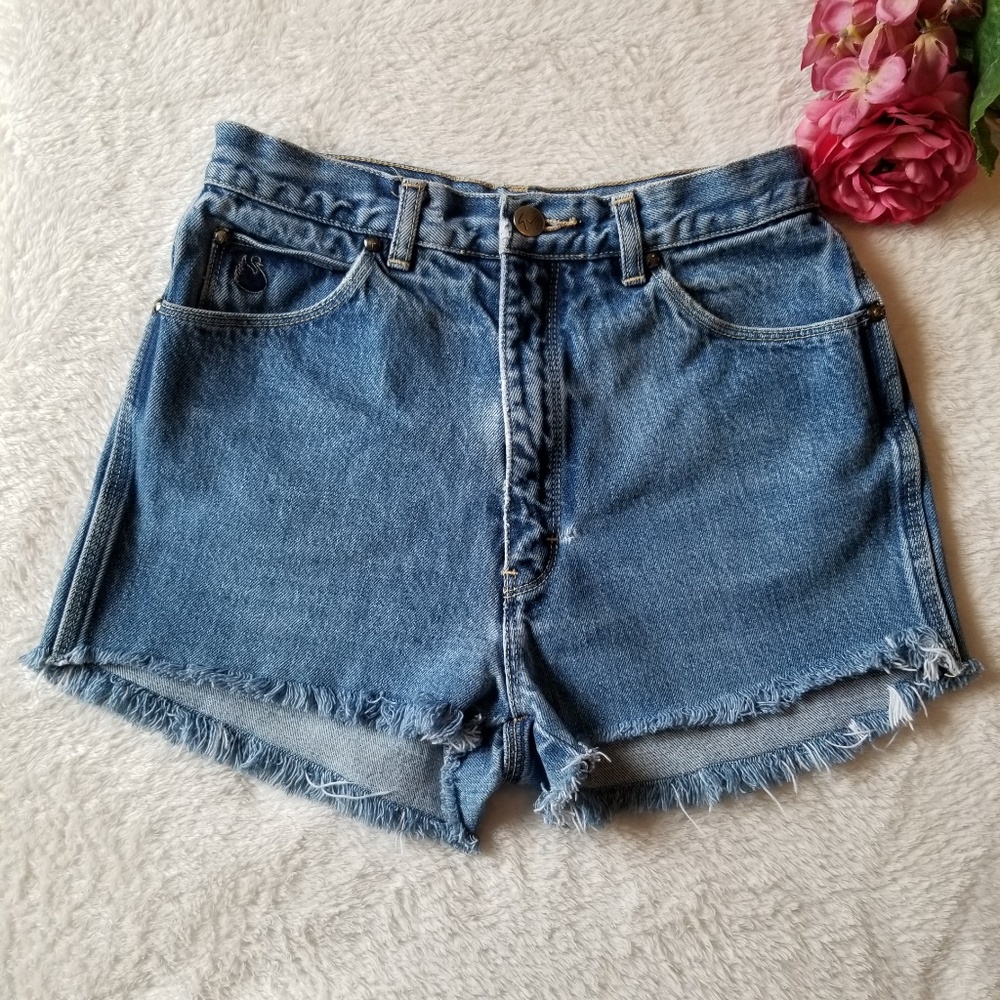 Gloria  Vanderbilt  jean shorts  sieze 8